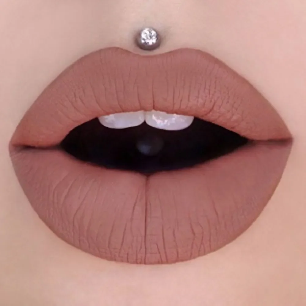 Jeffree Star CELEBRITY SKIN Velour Liquid Lipstick - Picture 1 of 5